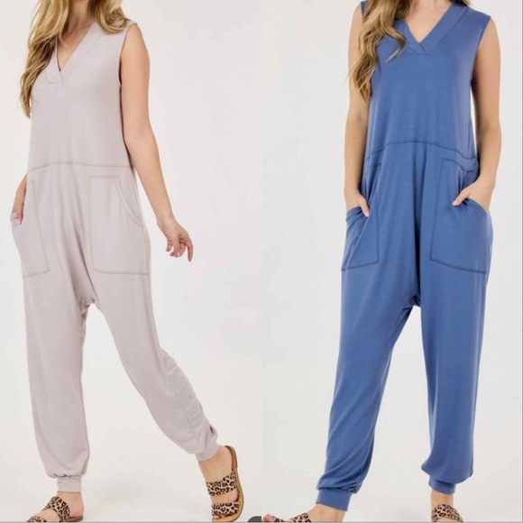 NEW COMFY SLEEVELESS V NECK JUMPER - WITH POCKETS JUMPSUIT IN CHARCOAL - Picture 2 of 3